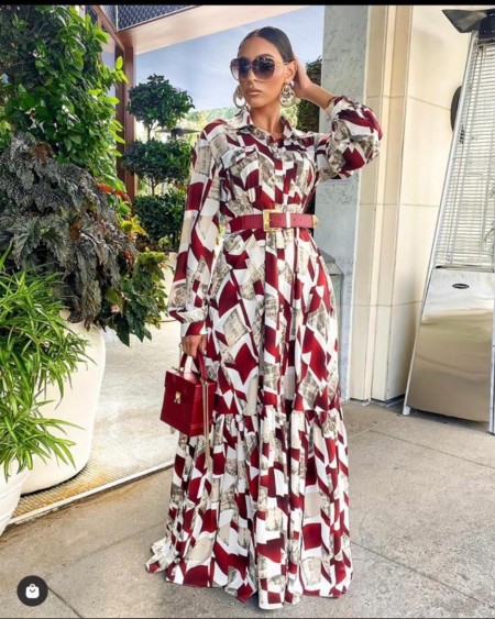 Robe longue à boutons manches longues